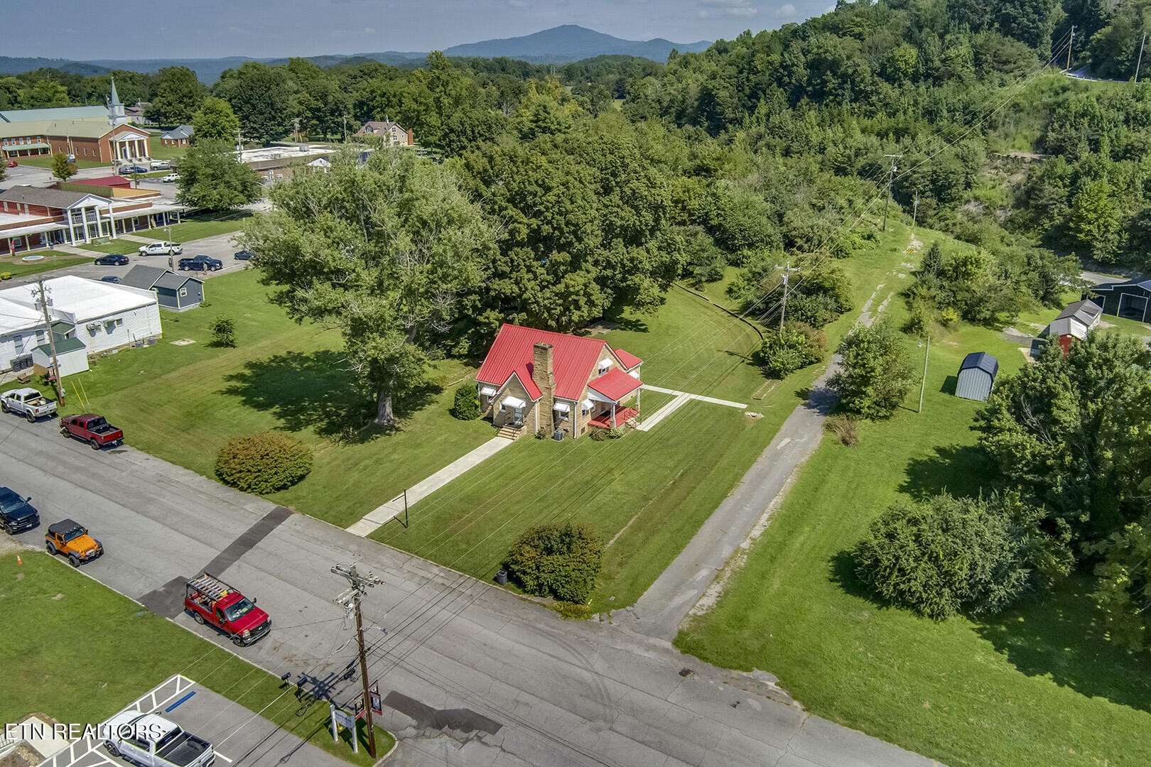 522 Court Street Wartburg TN 37887