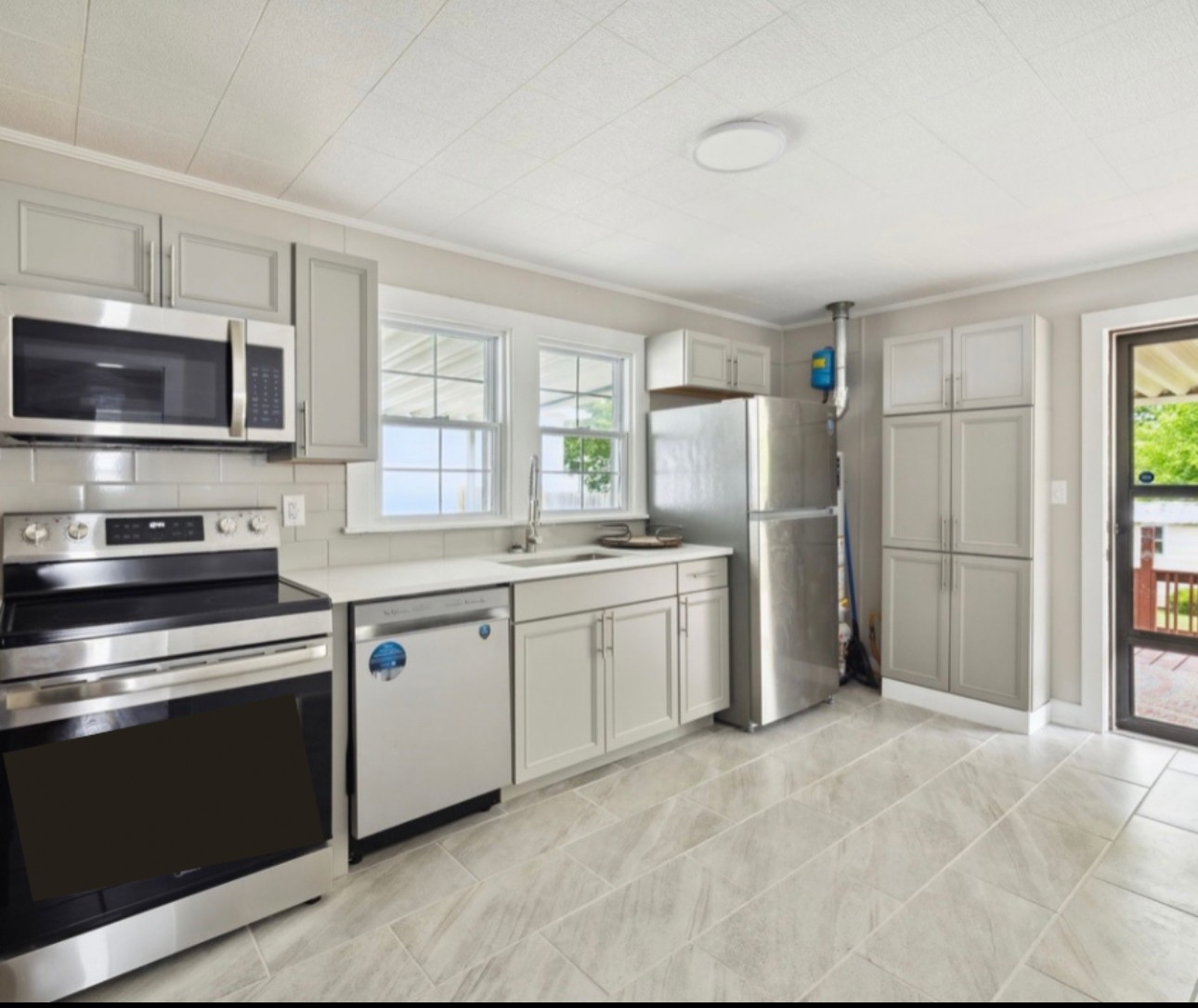 1901 Cherry Street Columbia TN 38401