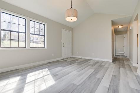 131 Rainbow Circle Columbia TN 38401