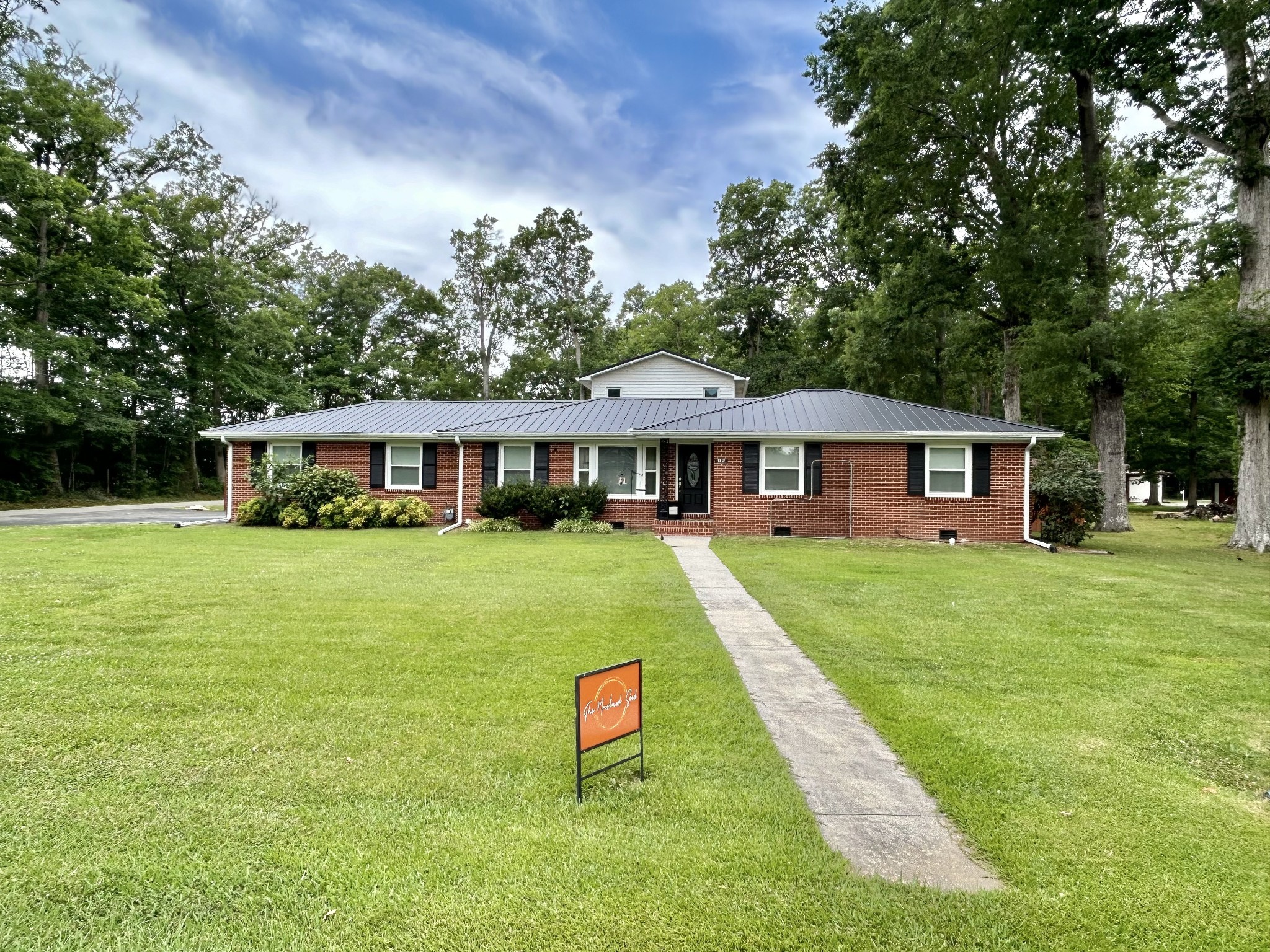 1212 Woodcrest Drive Manchester TN 37355