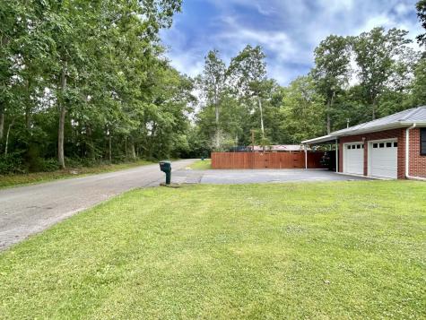 1212 Woodcrest Drive Manchester TN 37355