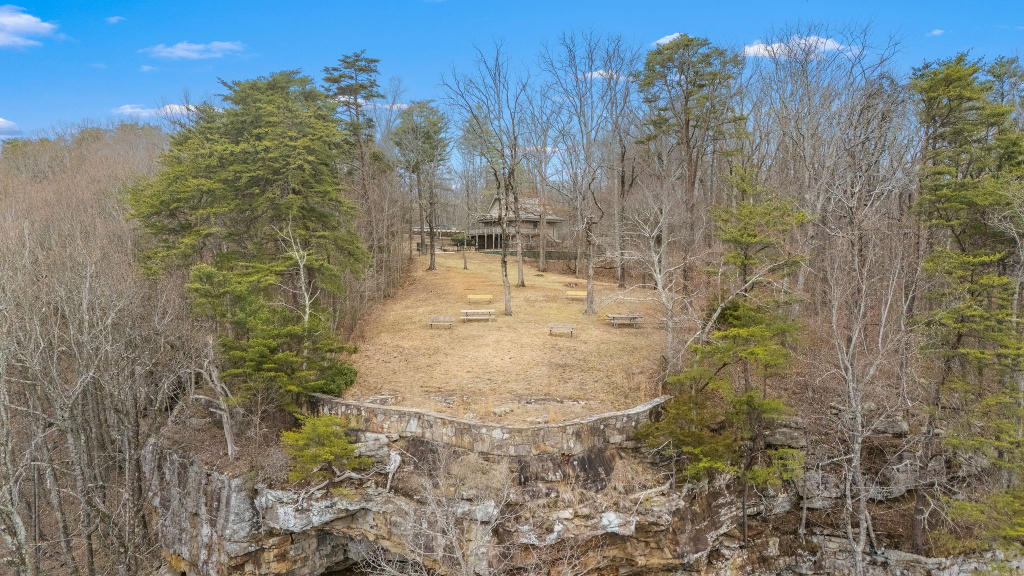 2425 Westlake Avenue Monteagle TN 37356