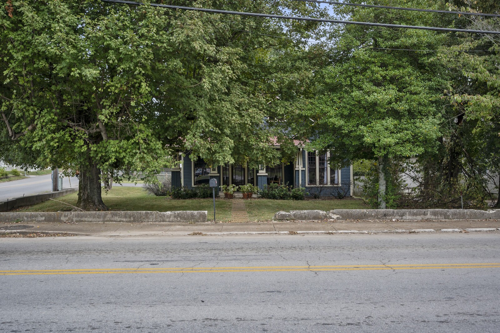 1801 Highland Avenue Columbia TN 38401