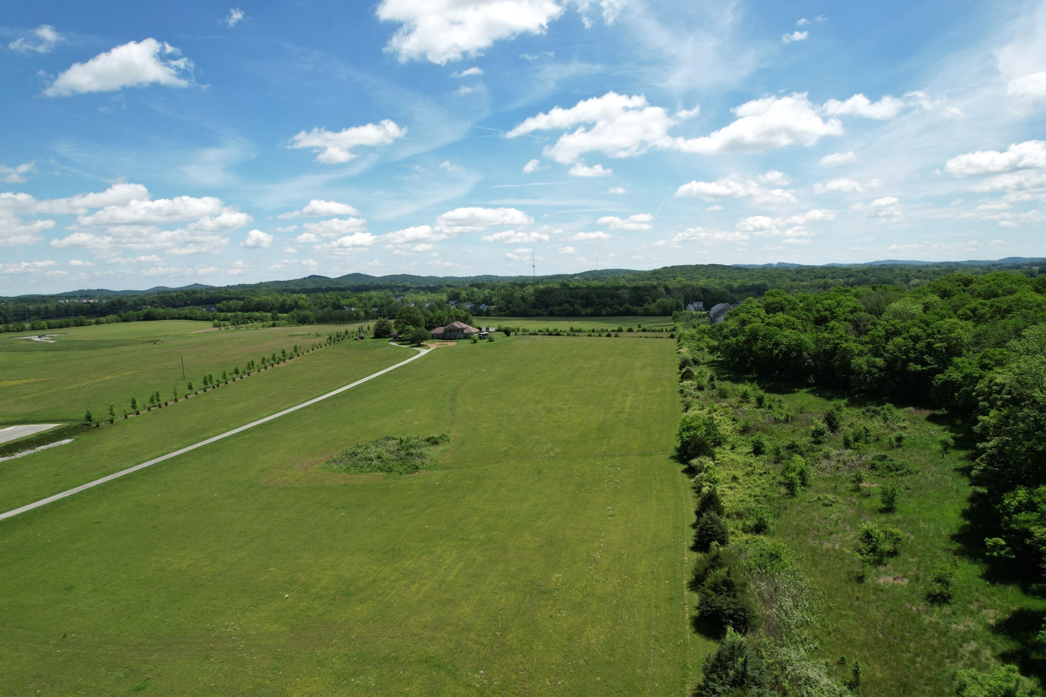6286 Cox Road Arrington TN 37014