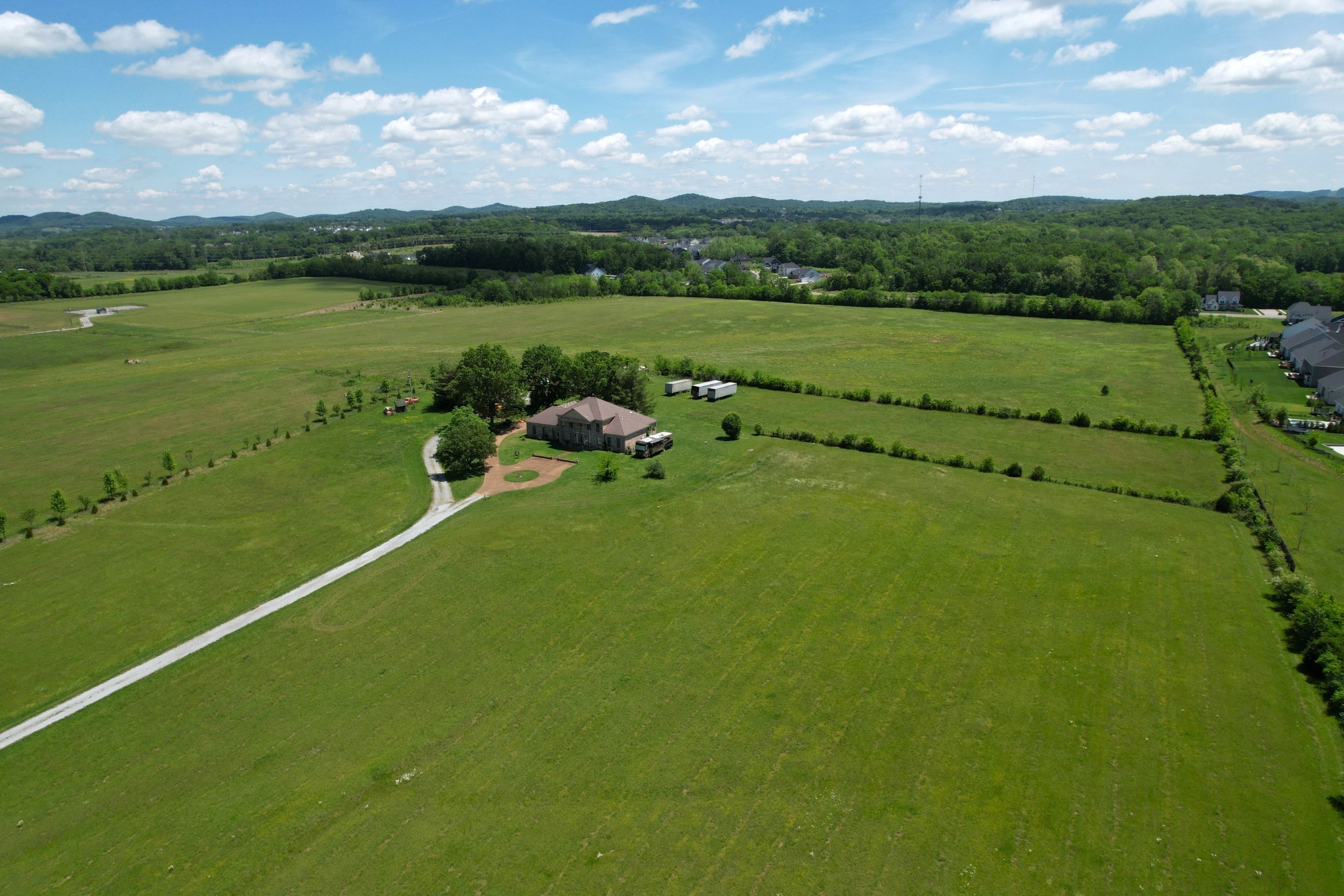 6286 Cox Road Arrington TN 37014