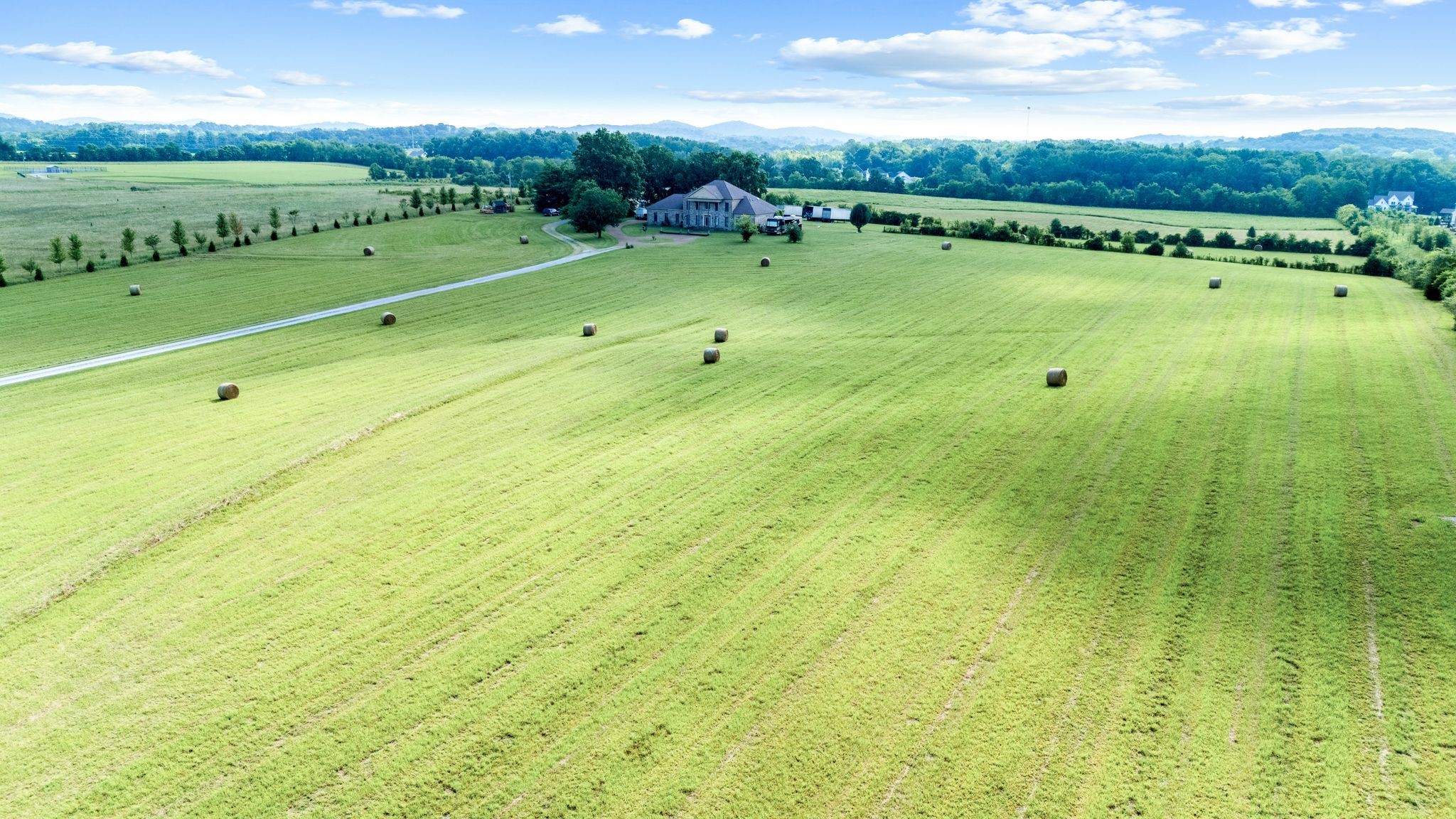 6286 Cox Road Arrington TN 37014