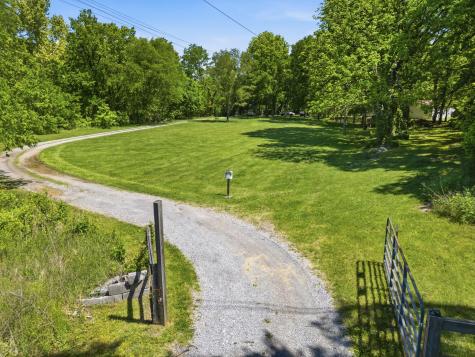 2561 Bell Road Watertown TN 37184