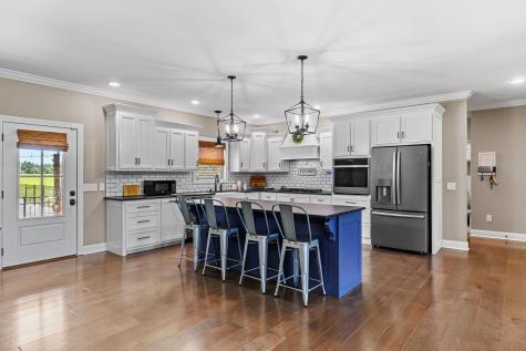 268 Planters Circle Leoma TN 38468