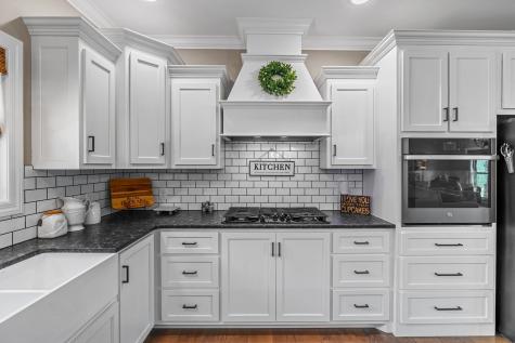268 Planters Circle Leoma TN 38468