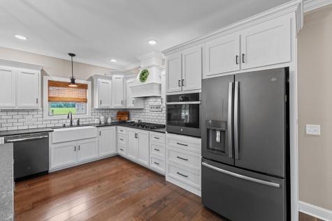 268 Planters Circle Leoma TN 38468