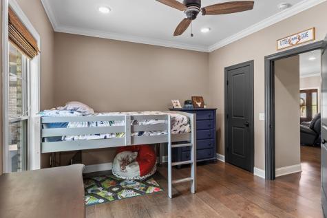 268 Planters Circle Leoma TN 38468