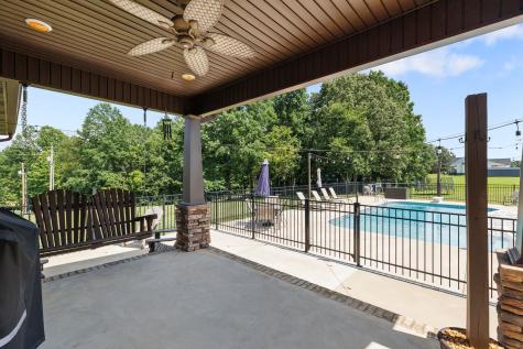 268 Planters Circle Leoma TN 38468