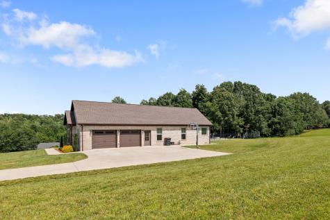 268 Planters Circle Leoma TN 38468