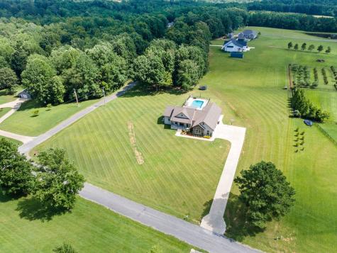268 Planters Circle Leoma TN 38468