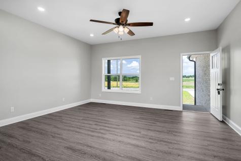 177 Dairy Barn Road Sparta TN 38583