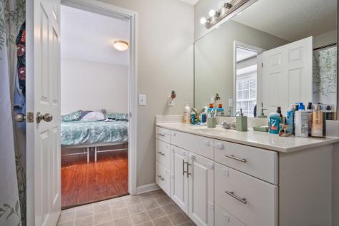 4049 New Grange Circle Clarksville TN 37040