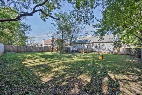 4049 New Grange Circle Clarksville TN 37040