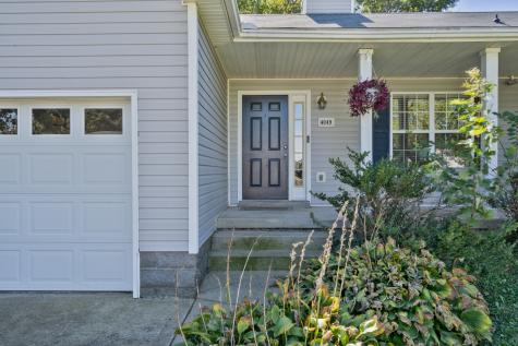 4049 New Grange Circle Clarksville TN 37040
