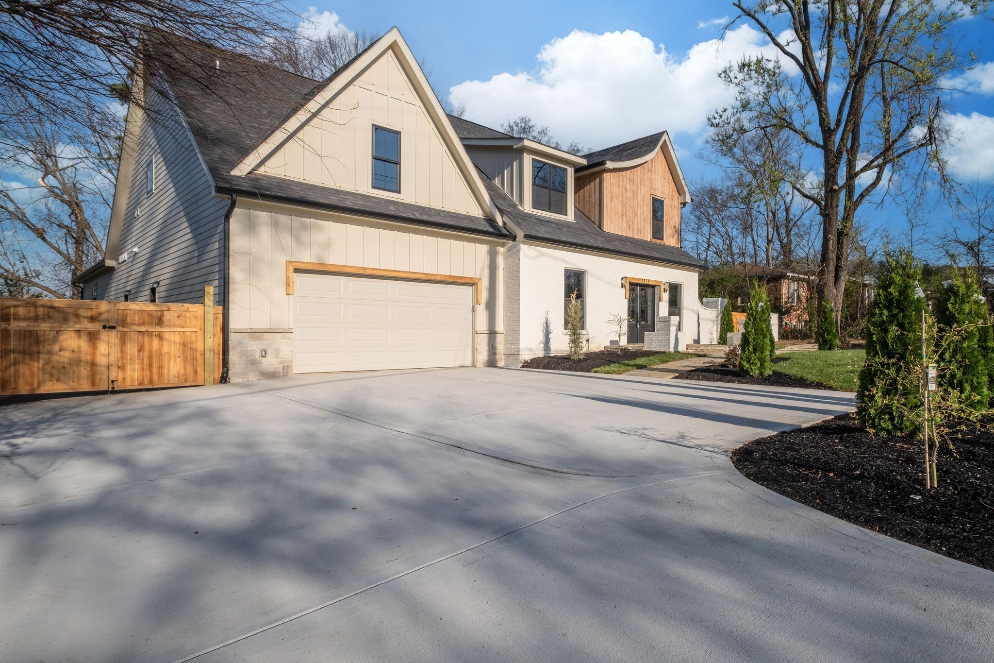 1312 Montgomery Avenue Nashville TN 37207