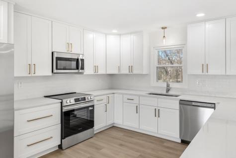 201 Porter Circle Columbia TN 38401