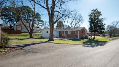 201 Porter Circle Columbia TN 38401