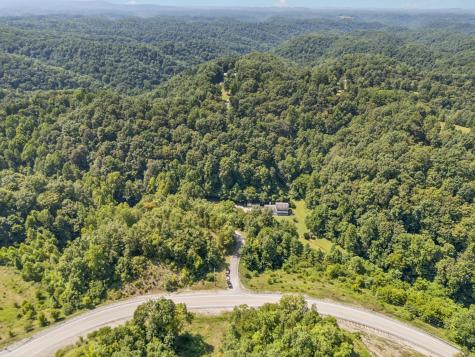 137 Lw Lacy Road Celina TN 38551