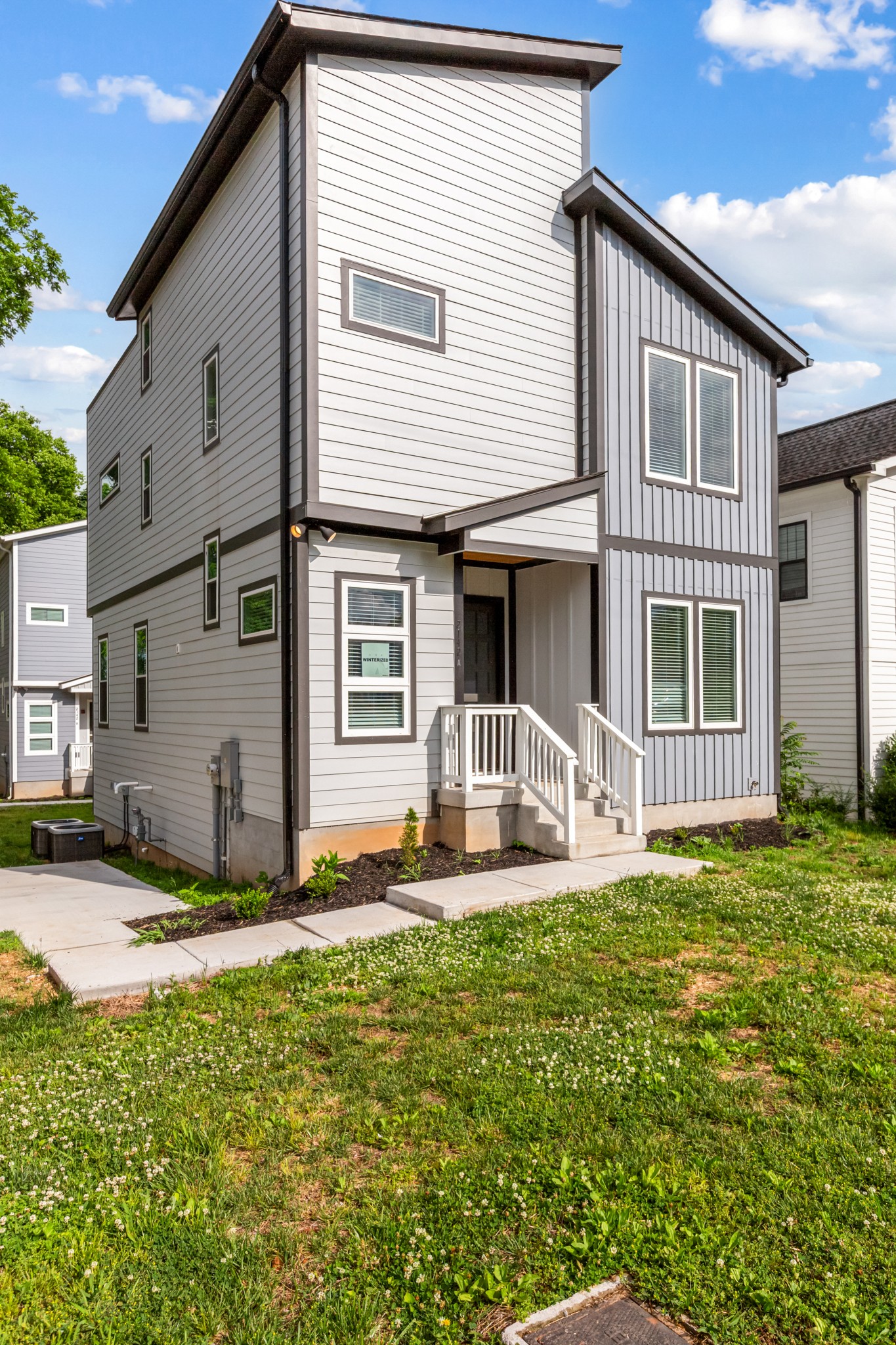 2142 Oakland Street Nashville TN 37210