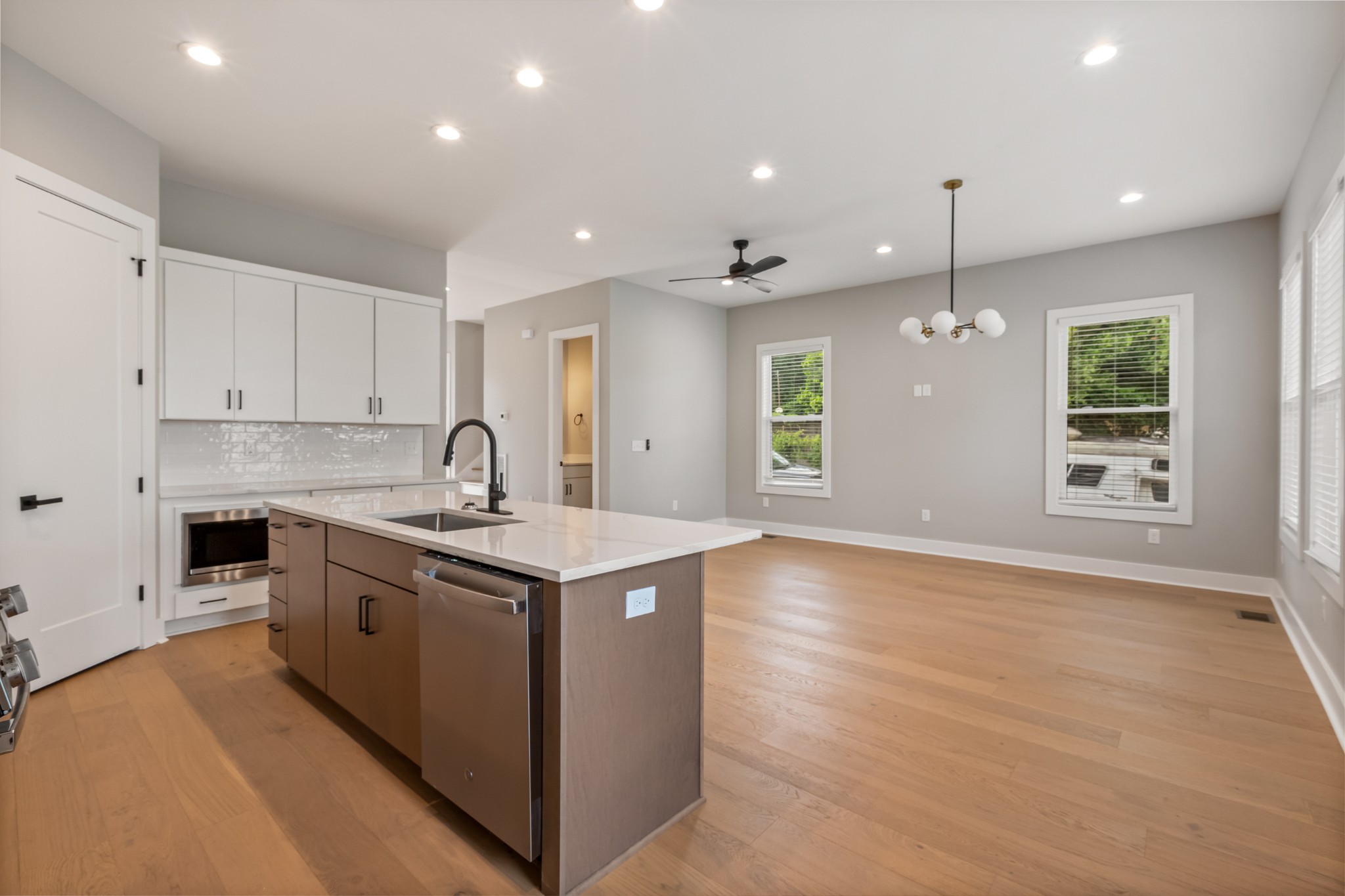 2142 Oakland Street Nashville TN 37210