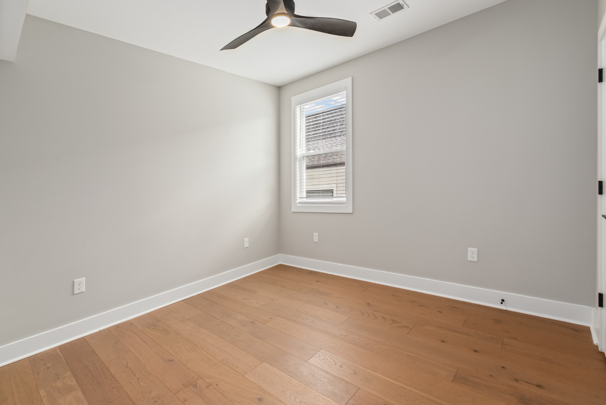 2142 Oakland Street Nashville TN 37210