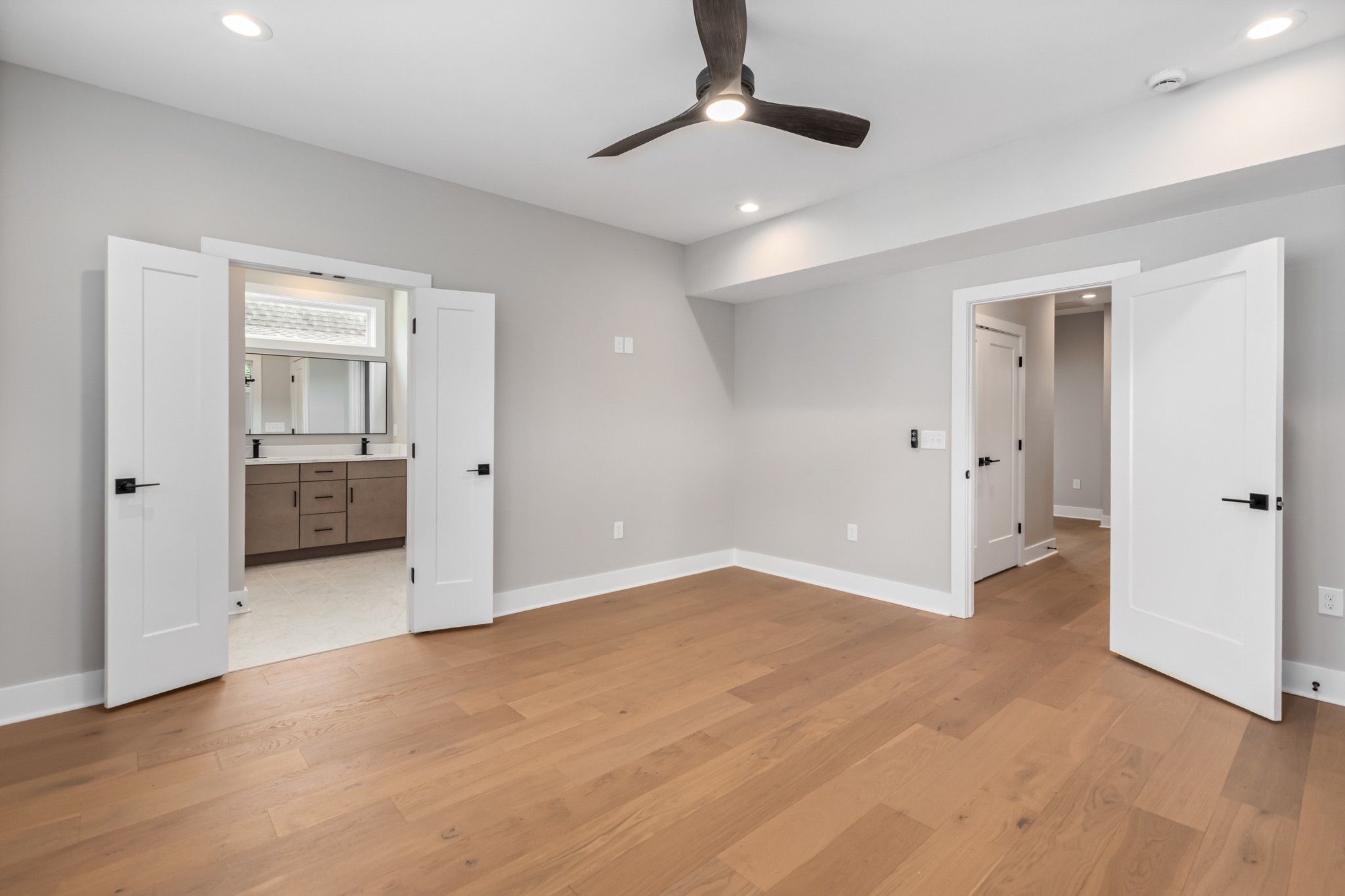 2142 Oakland Street Nashville TN 37210