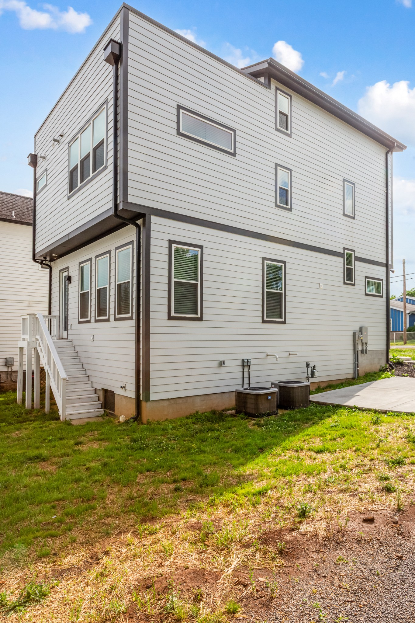 2142 Oakland Street Nashville TN 37210
