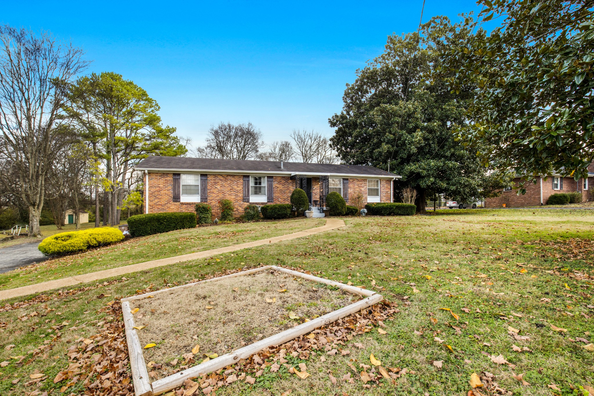 221 Freda Villa Madison TN 37115