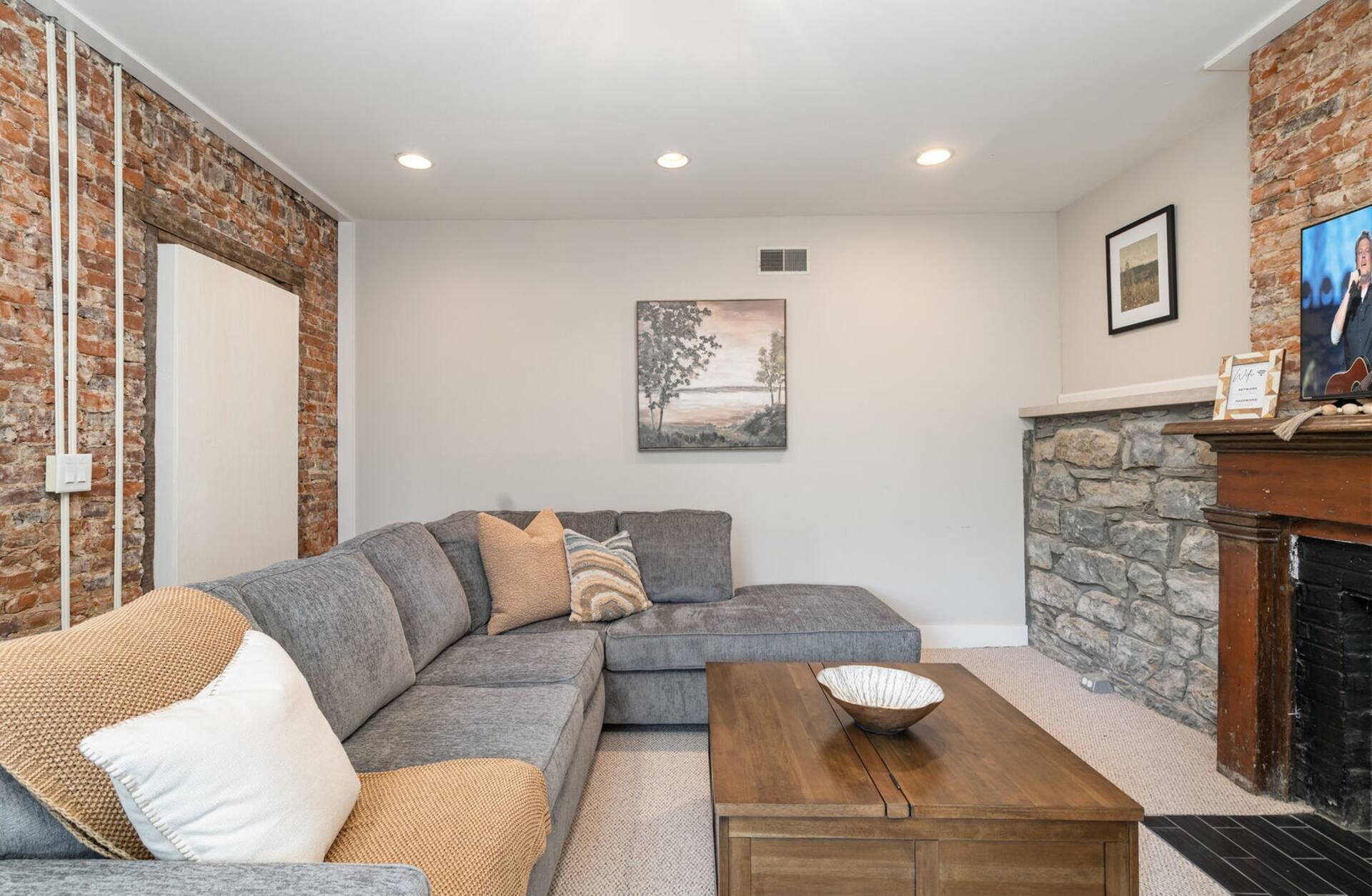 513 3rd Ave, S Nashville TN 37210