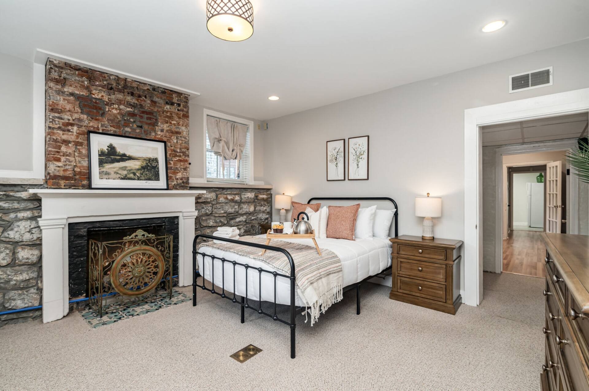 513 3rd Ave, S Nashville TN 37210
