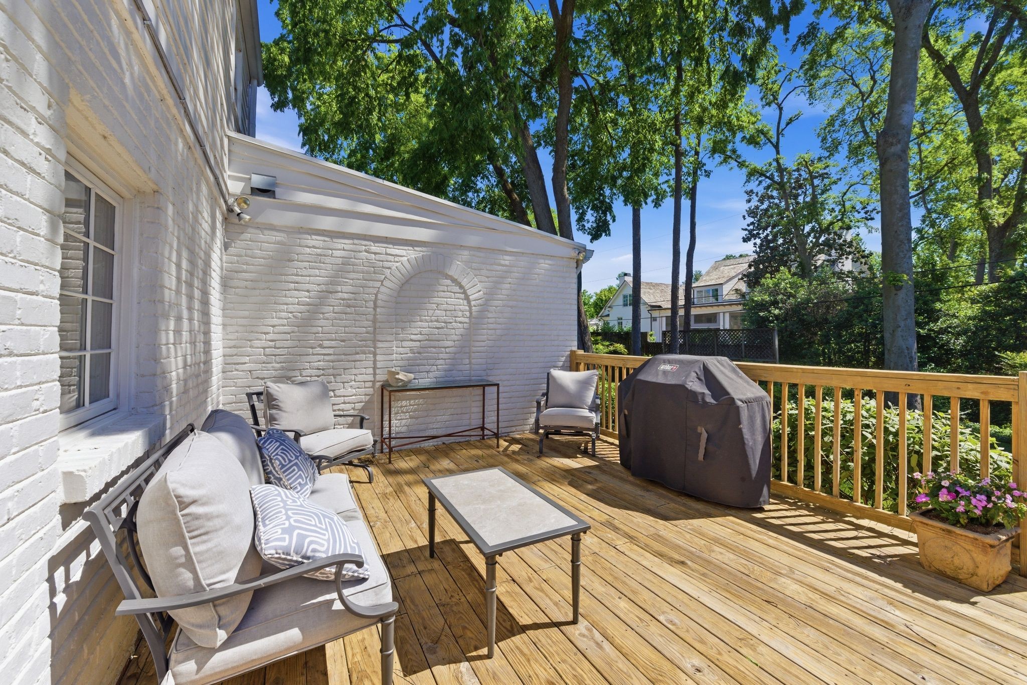 200 Brookfield Avenue Nashville TN 37205