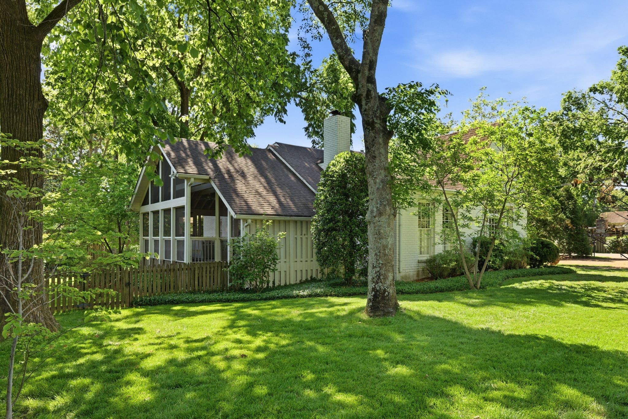 200 Brookfield Avenue Nashville TN 37205