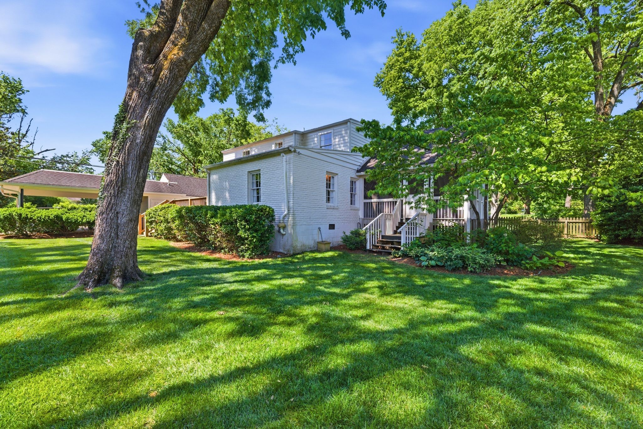 200 Brookfield Avenue Nashville TN 37205