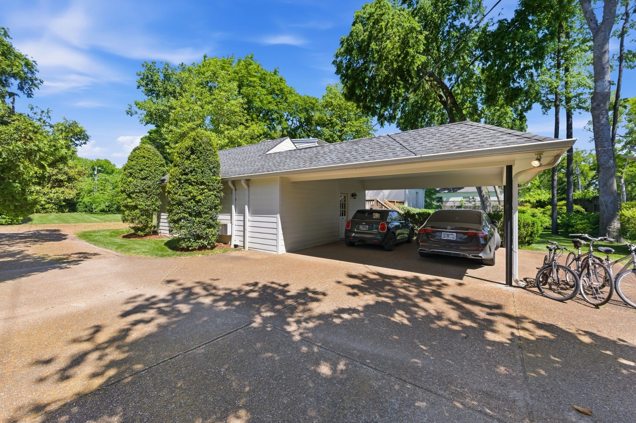 200 Brookfield Avenue Nashville TN 37205