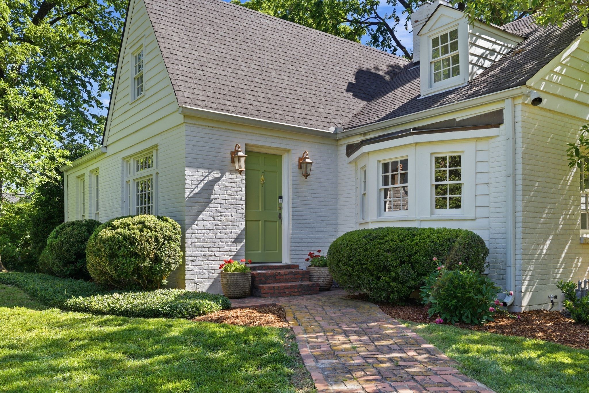 200 Brookfield Avenue Nashville TN 37205