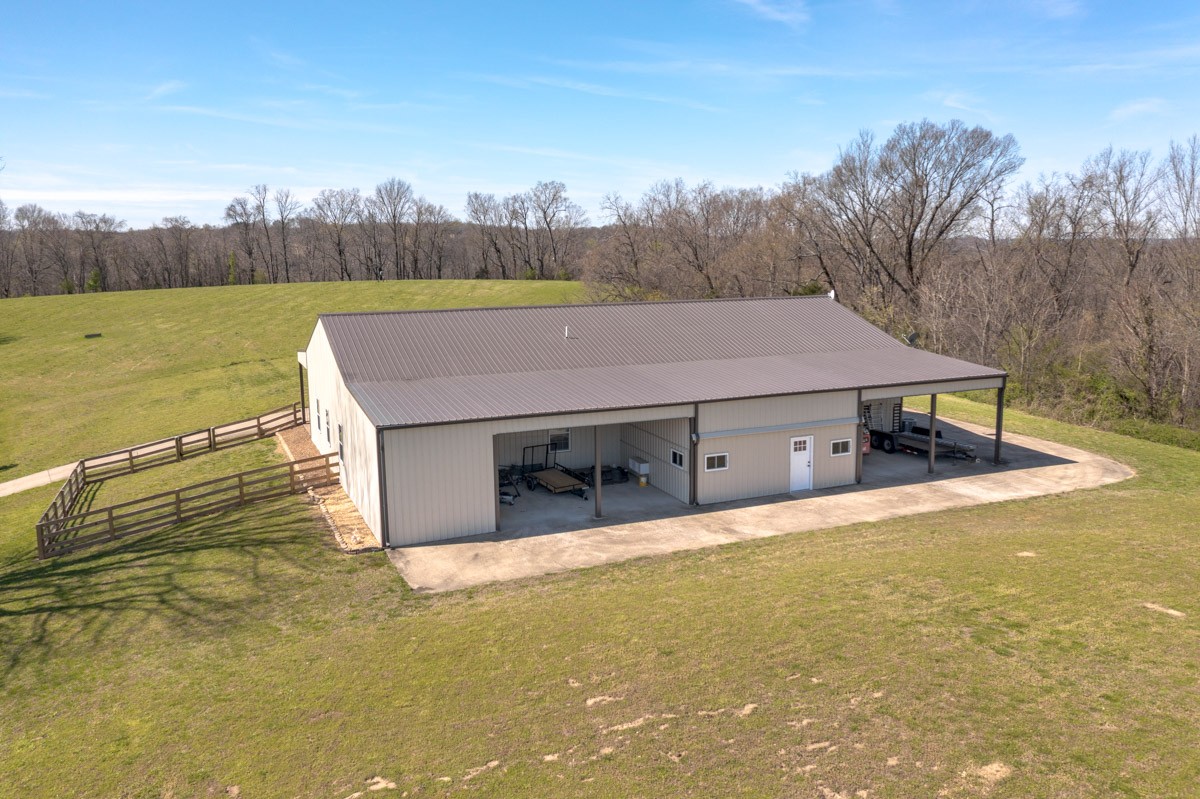 1690 Ramblewood Drive Lewisburg TN 37091