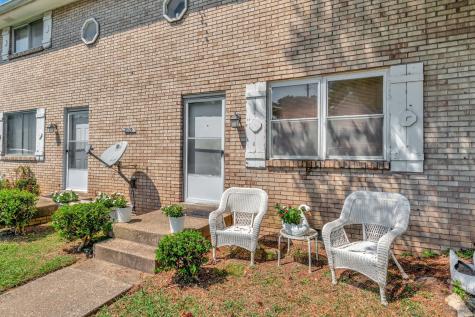 2021 Greenwood Circle Nashville TN 37206