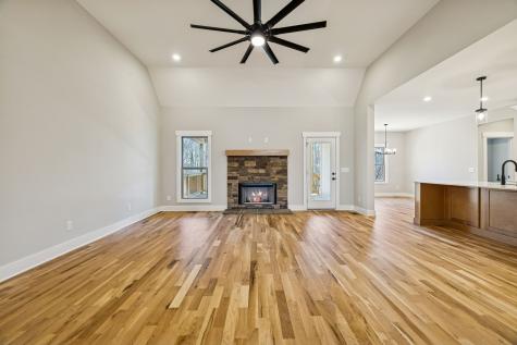 1183 Hangar Road Springfield TN 37172