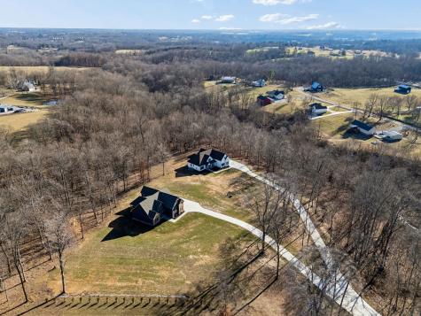 1183 Hangar Road Springfield TN 37172