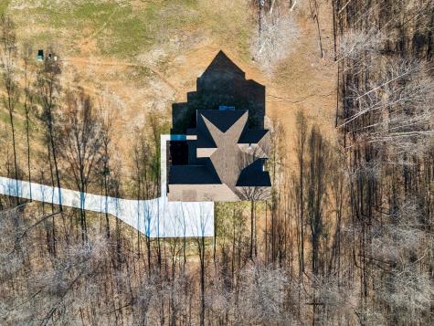 1183 Hangar Road Springfield TN 37172