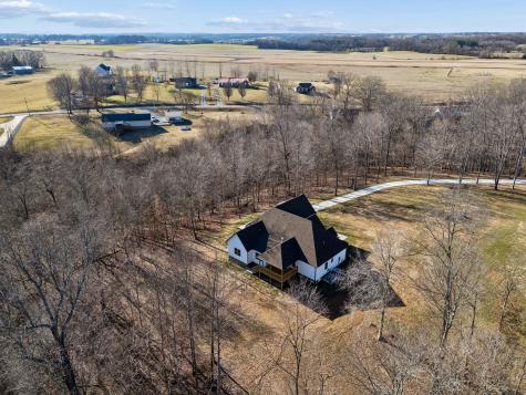 1183 Hangar Road Springfield TN 37172
