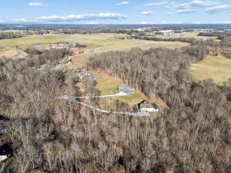 1183 Hangar Road Springfield TN 37172
