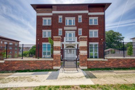 2724 E Magnolia Avenue Knoxville TN 37914