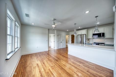 2724 E Magnolia Avenue Knoxville TN 37914