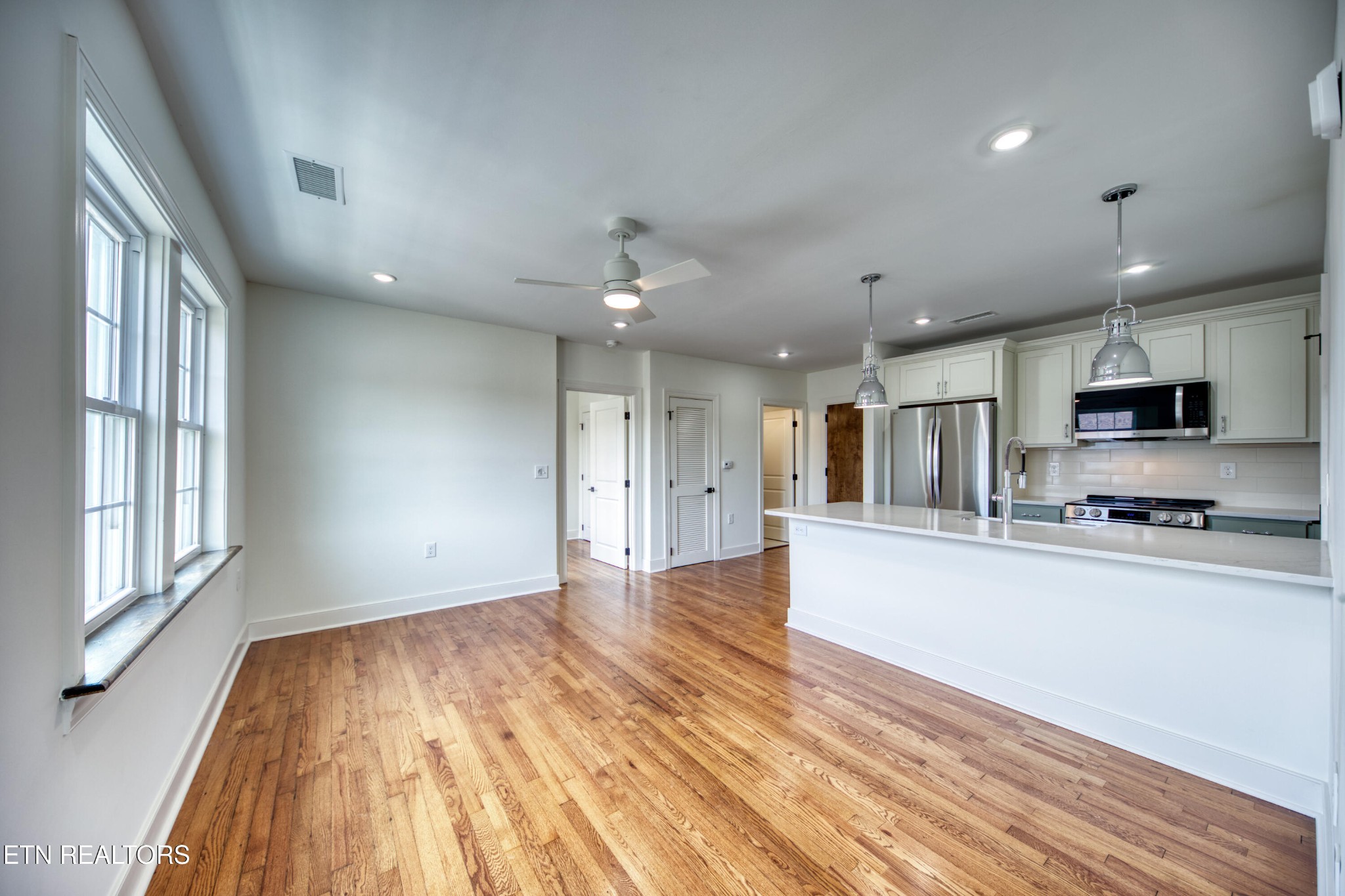 2724 E Magnolia Avenue Knoxville TN 37914
