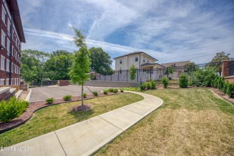 2724 E Magnolia Avenue Knoxville TN 37914